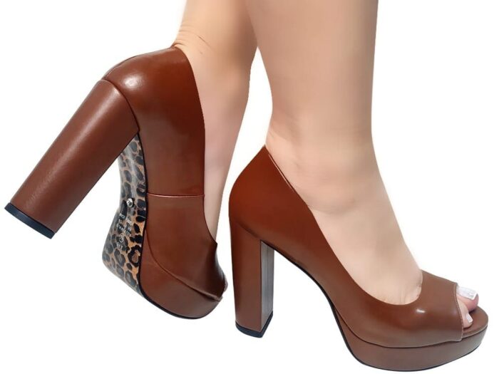 Salto Bloco Meia Pata brown