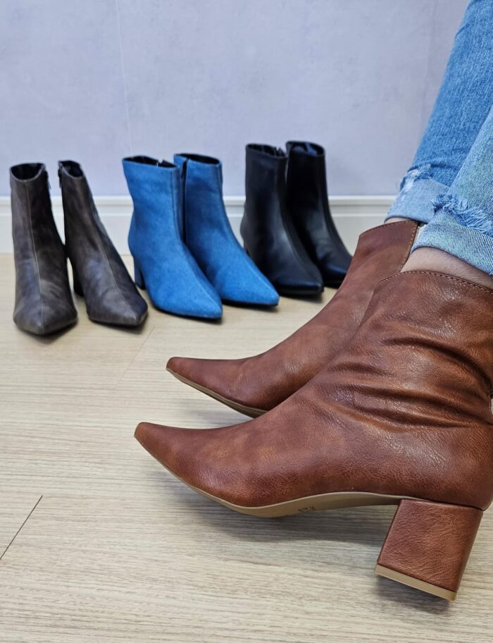 Bota salto bloco
