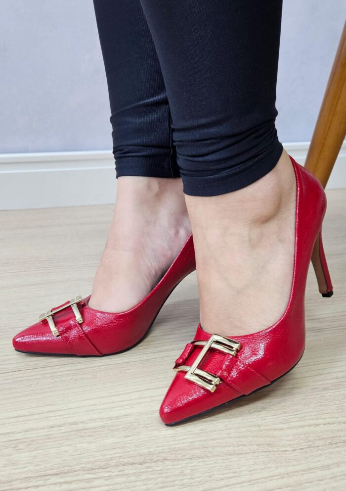Salto fino vermelho