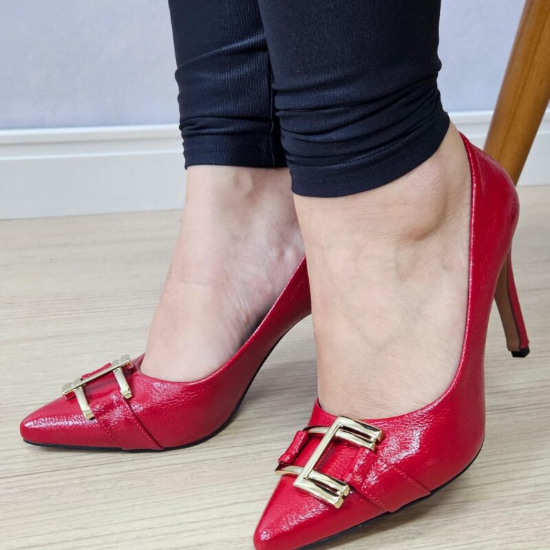 Salto fino vermelho